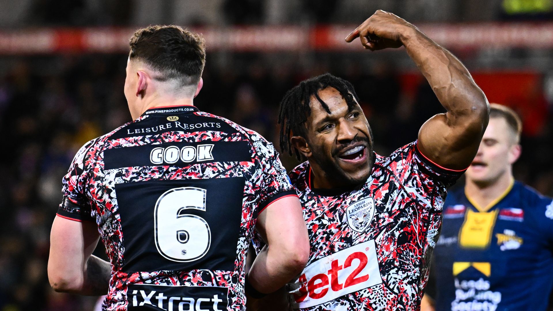 Leeds lose at Leigh on opening night as Catalans overpower Huddersfield