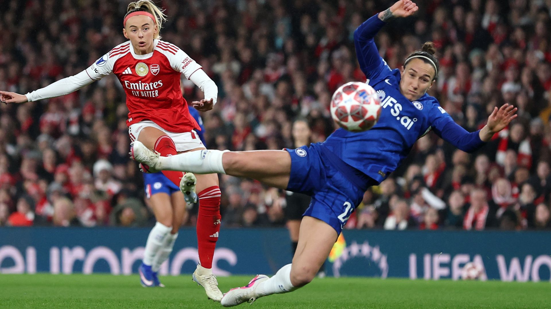 WCL: Chelsea goal ruled out for a foul as Arsenal lead LIVE!