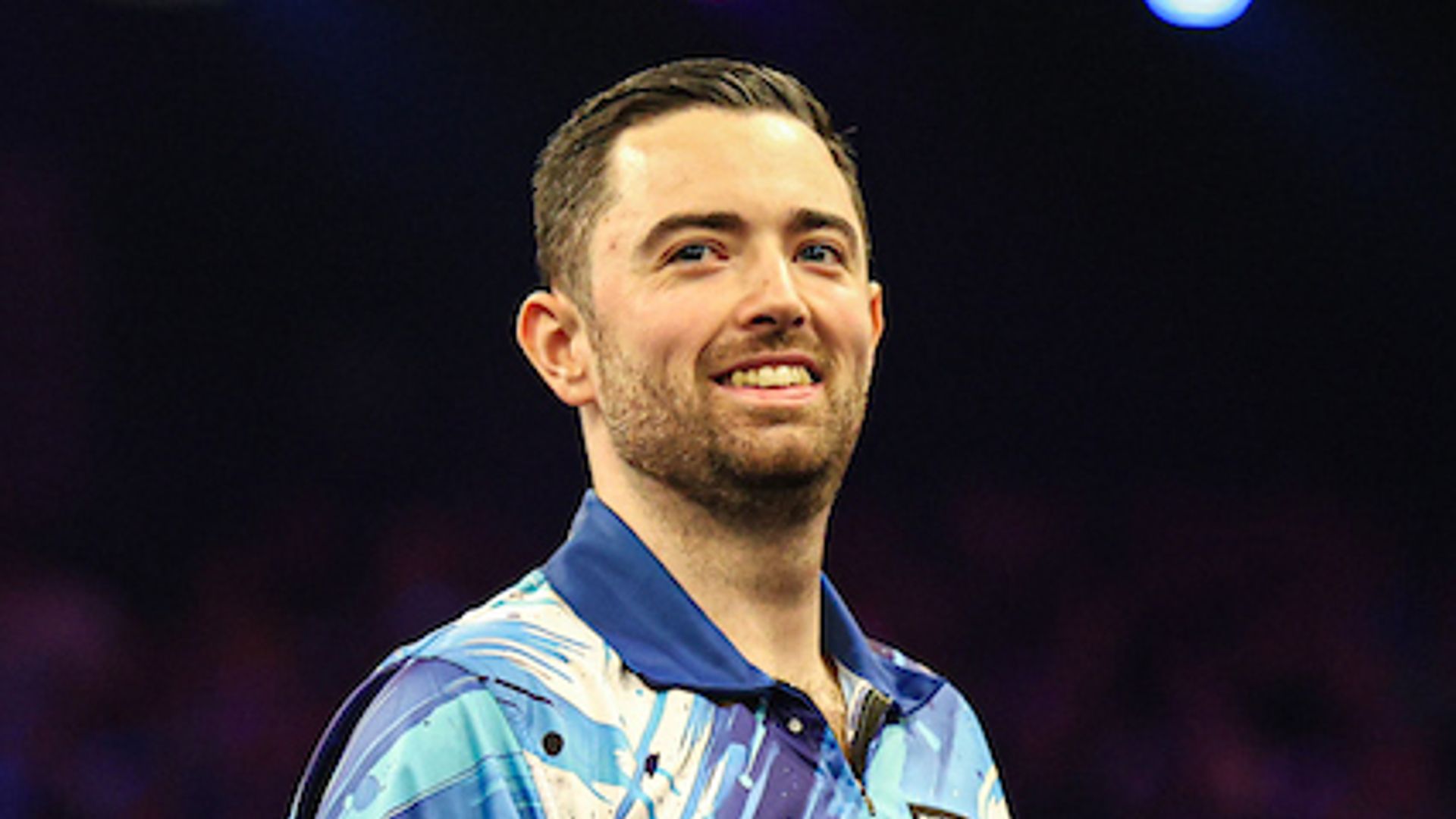 Czech Darts Open: Humphries knocks out Greaves as Littler marches on