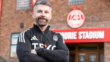 Stephen Robinson has taken over at Aberdeen after leaving St Mirren