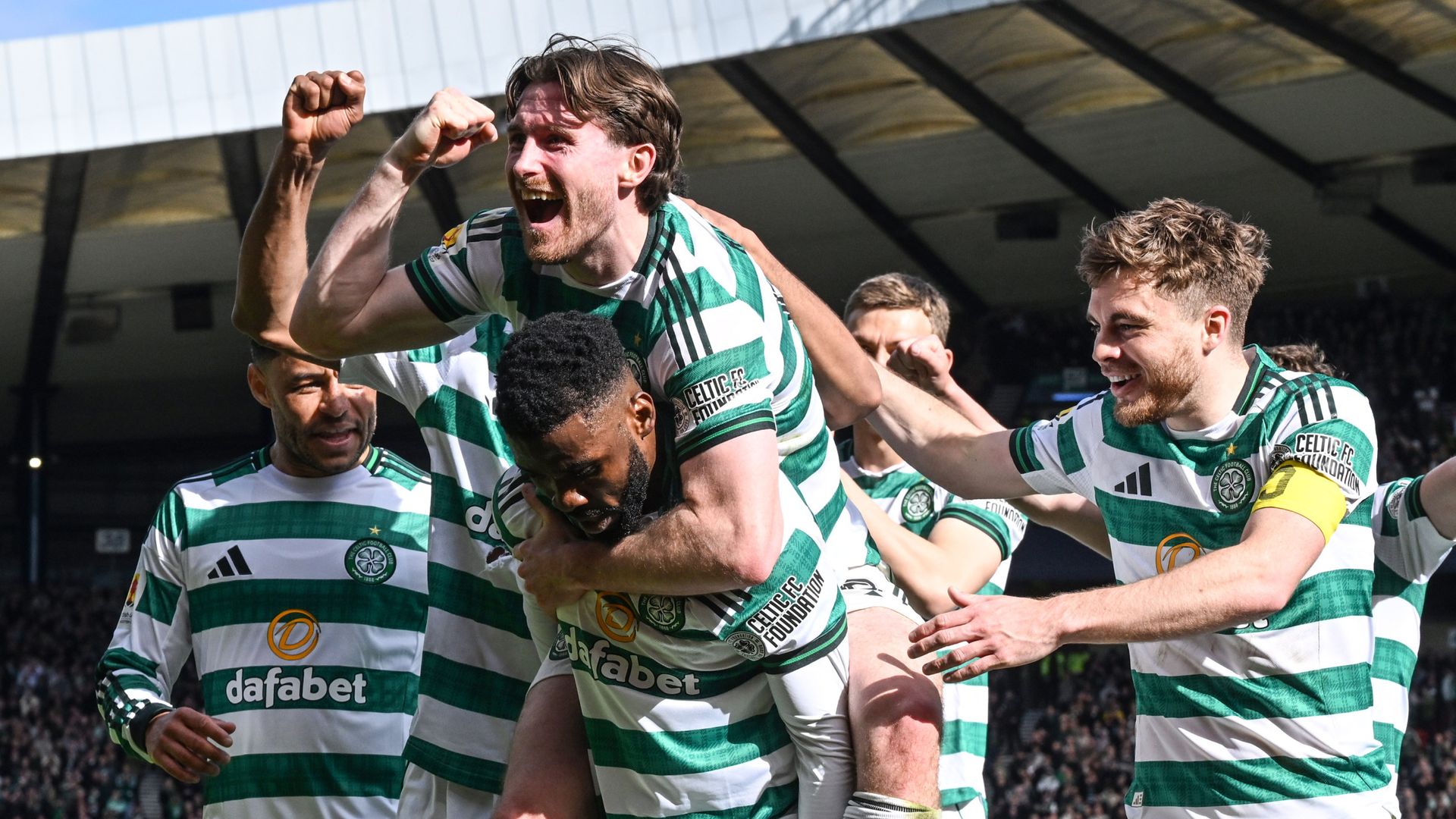 Celtic hammer St Mirren in extra time to reach Scottish Cup final
