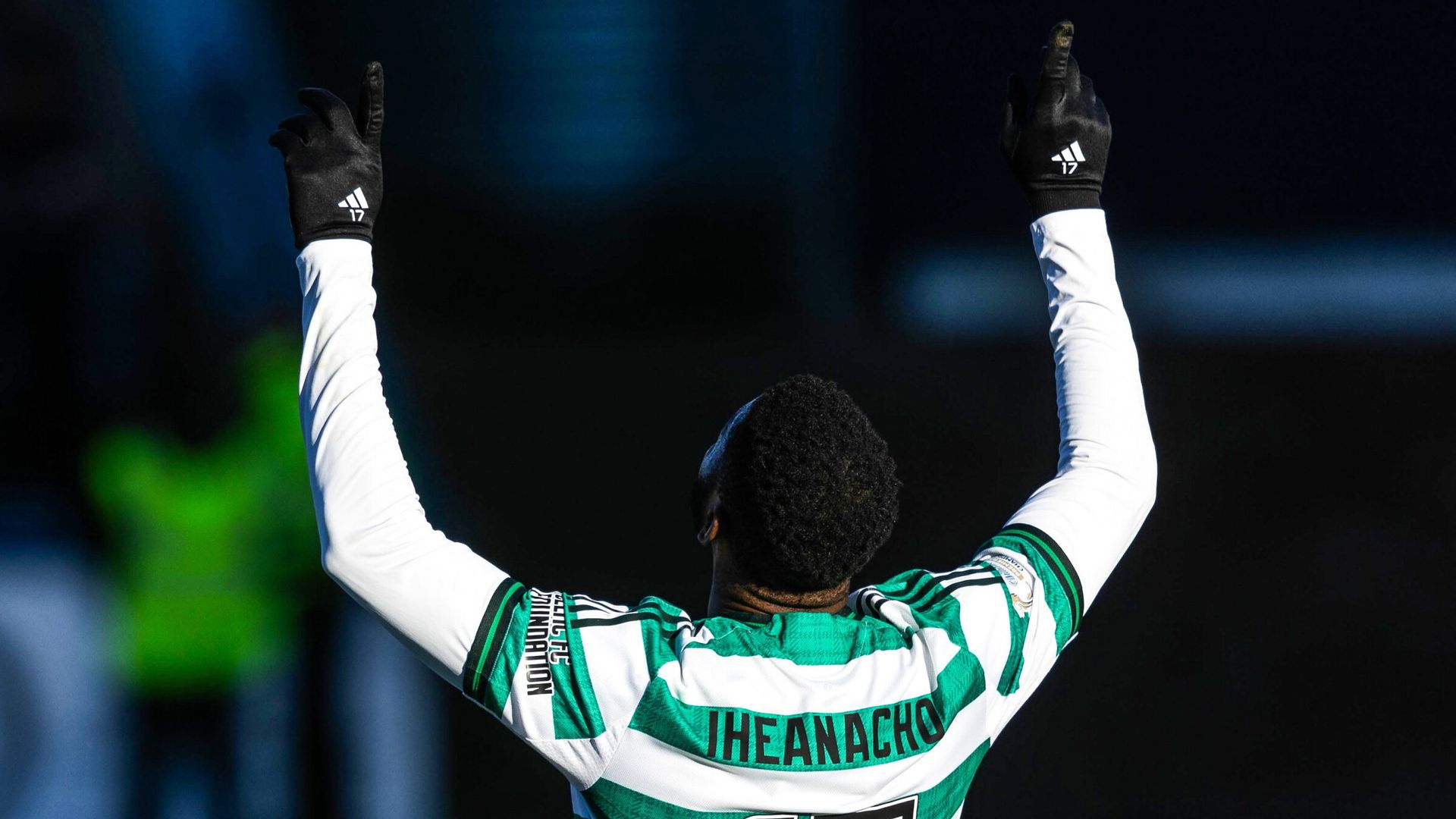 Iheanacho keeps Celtic's title hopes alive with late winner at Dundee