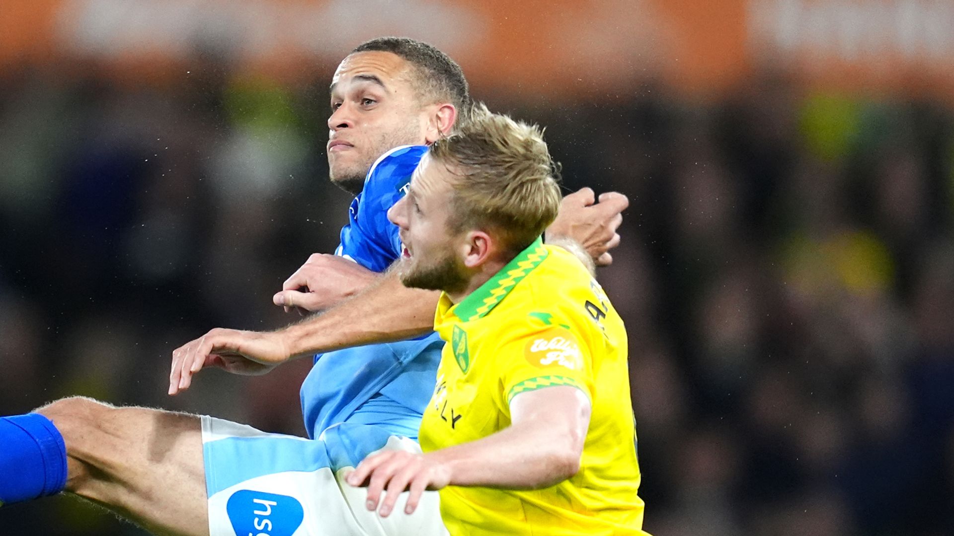 Norwich strike blow to Derby's play-off hopes