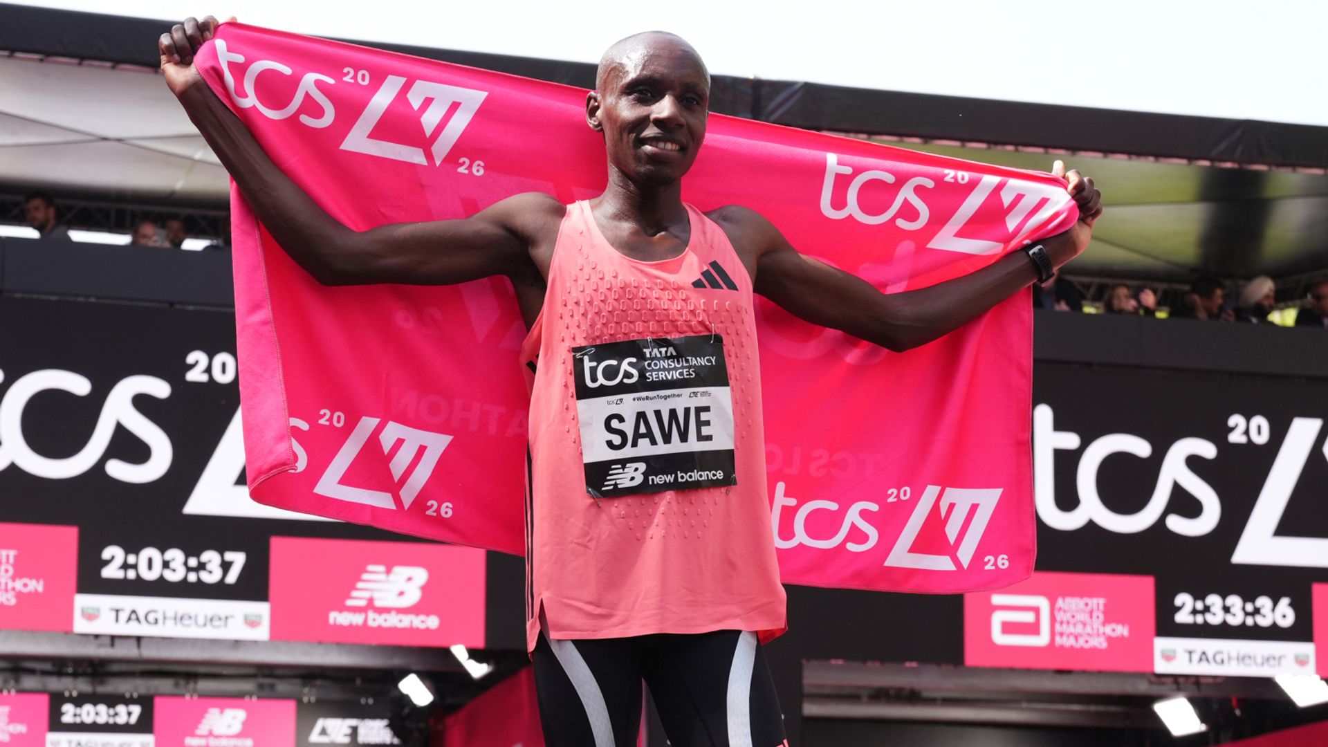 London Marathon dates decided by rock, paper, scissors contest!