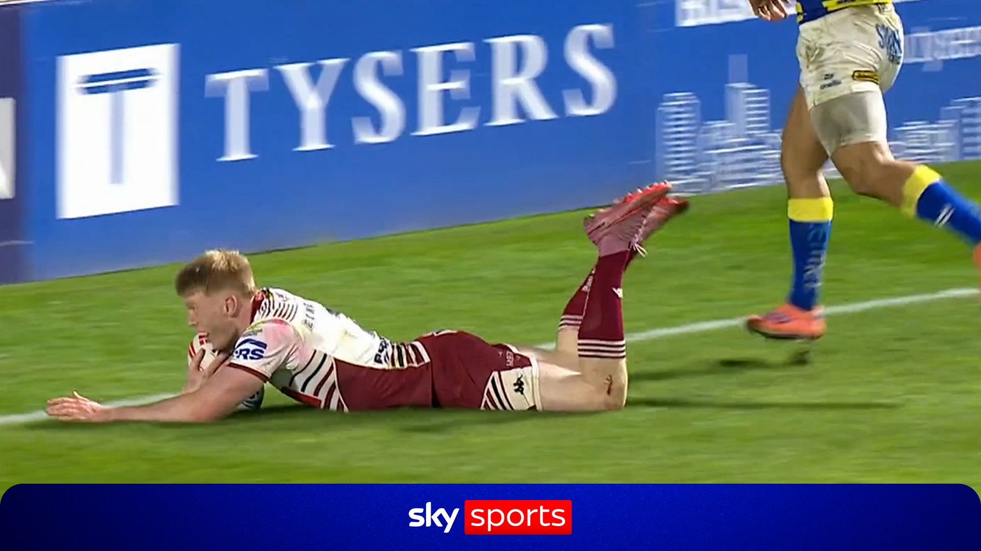 'Wow wow' Eckersley scores wonder try for Wigan