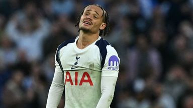 Xavi Simons’s late goal was not enough for Tottenham to take all three points