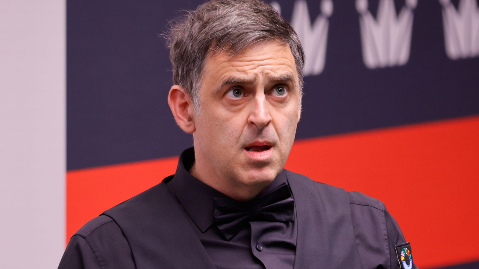 World Seniors Snooker Championship: Ronnie O'Sullivan into Crucible ...