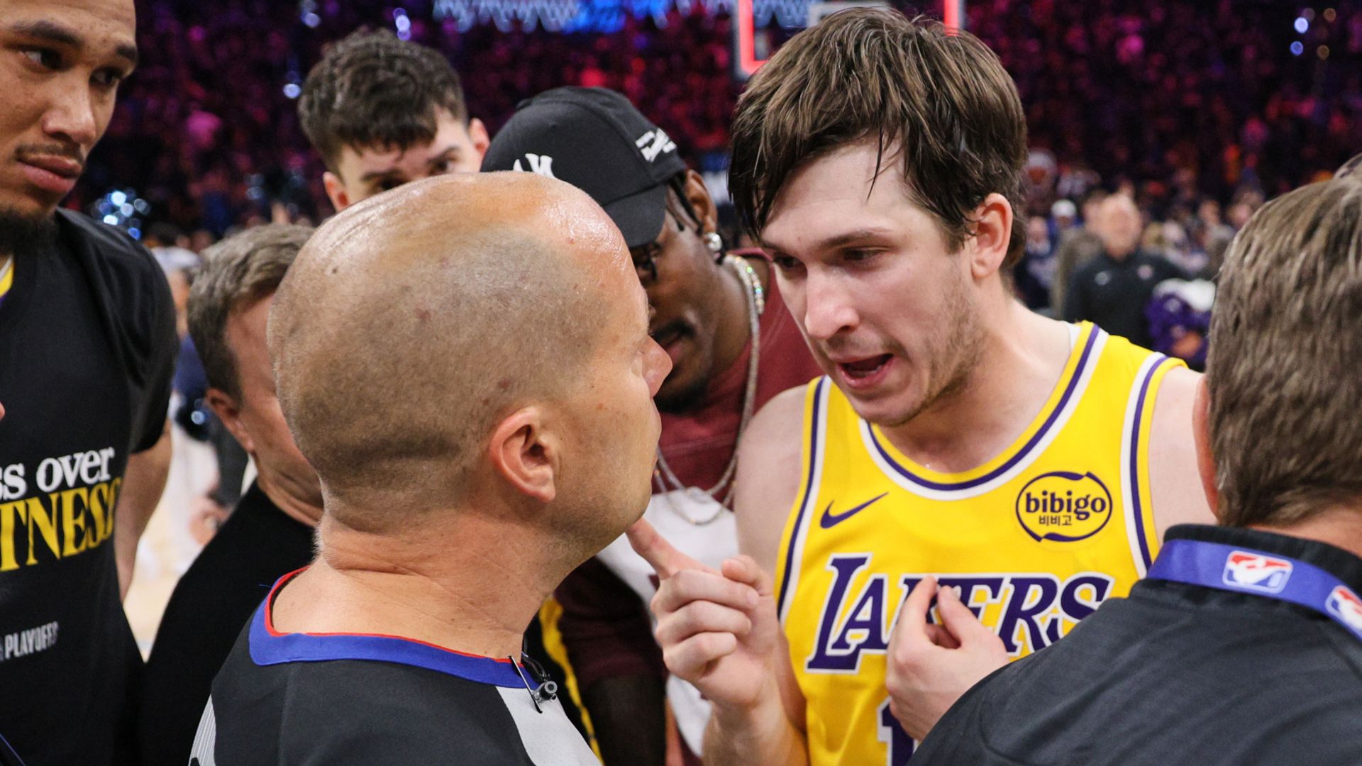 Lakers coach Redick criticises refs after falling 2-0 down to Thunder