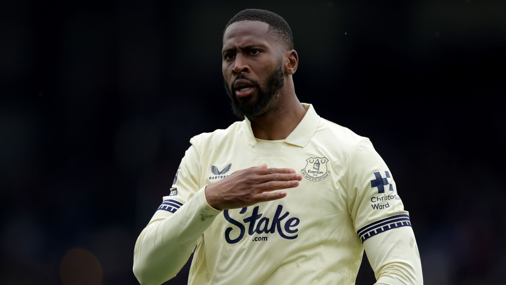 Everton guilty of letting another lead slip after chaotic draw at Palace
