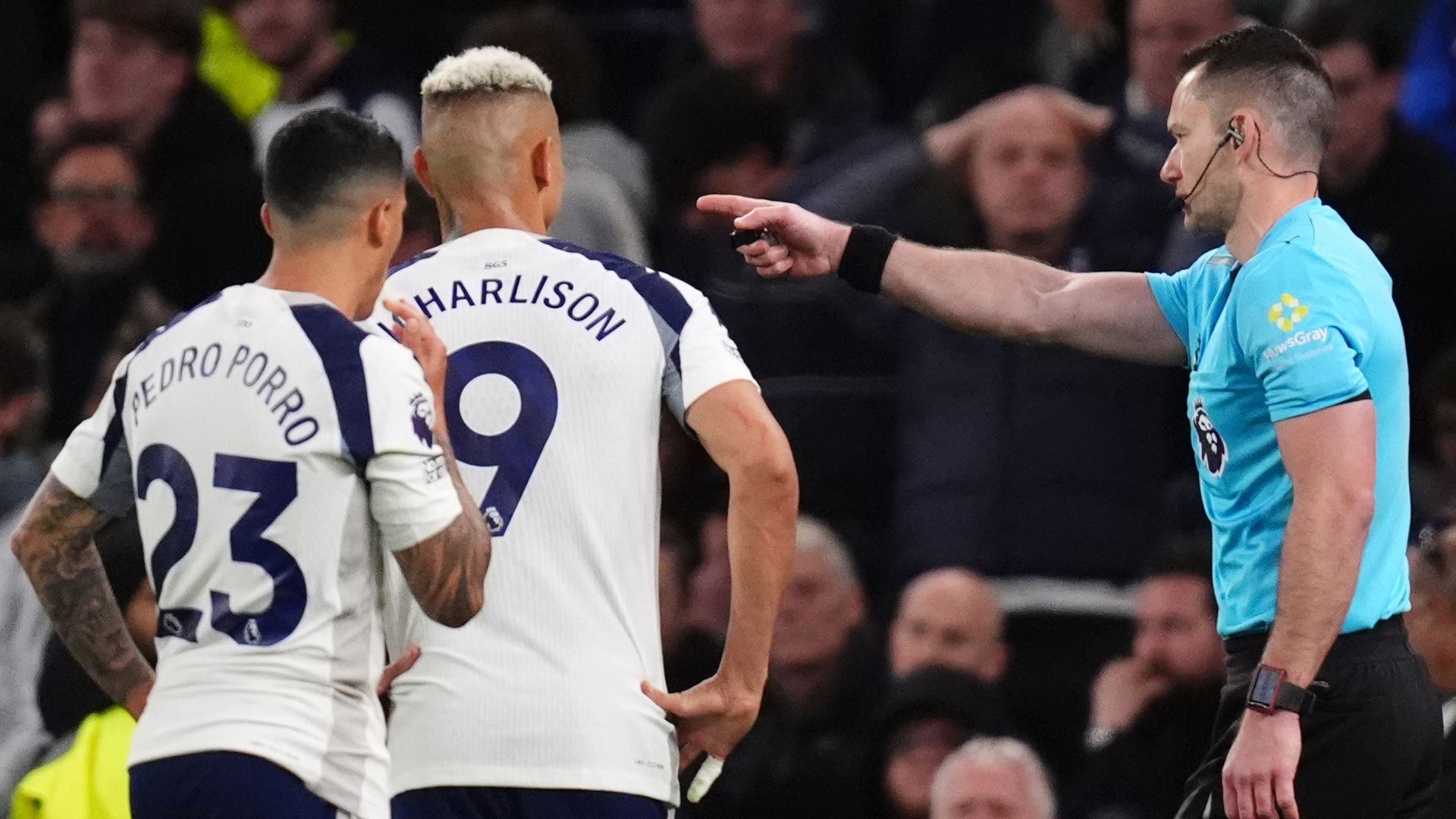 Spurs held by Leeds as relegation fight takes another dramatic twist