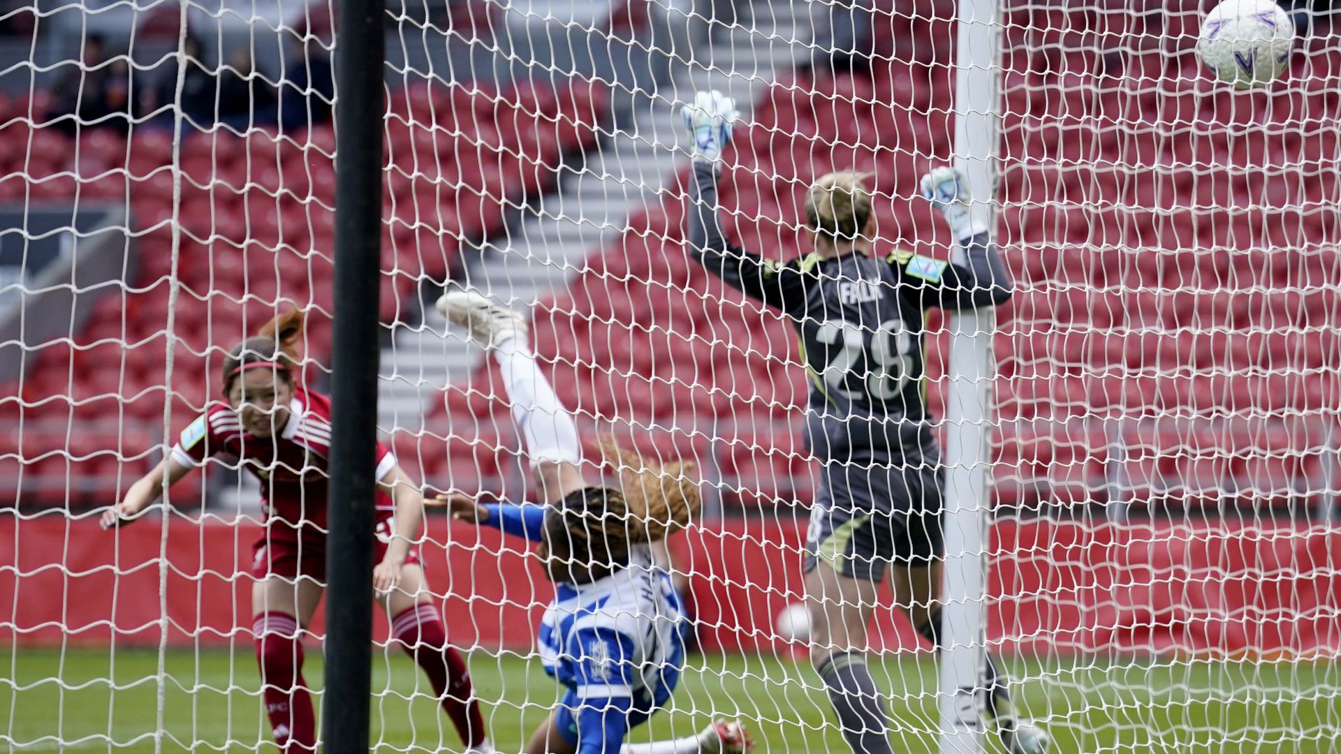 Women's FA Cup: Brighton vs Liverpool - Latest score