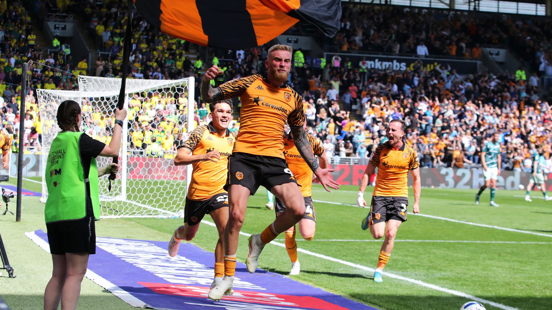 EFL latest: McBurnie's Hull winner vs Norwich confirmed to be onside 