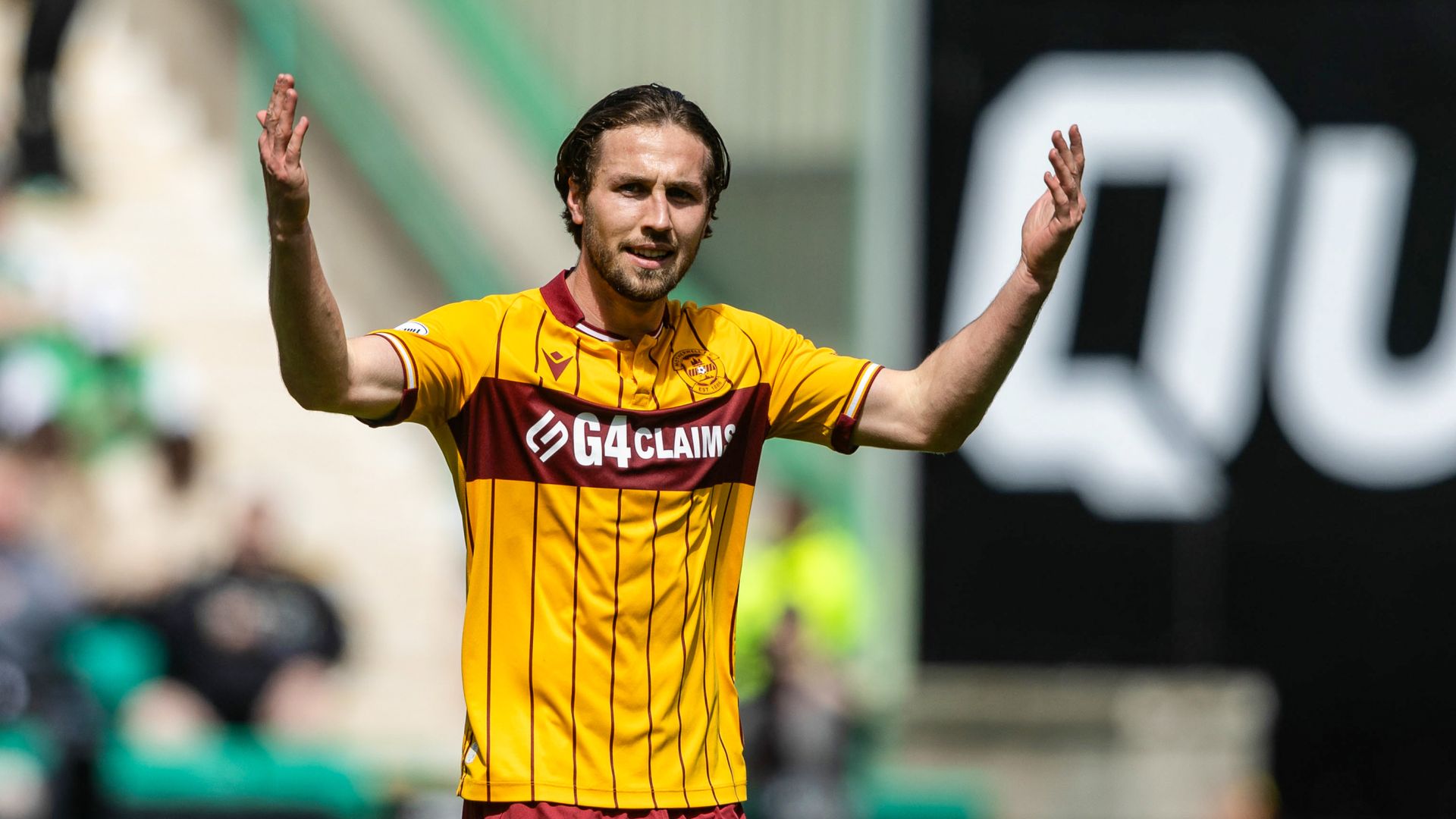 Motherwell secure European football with victory at Hibernian