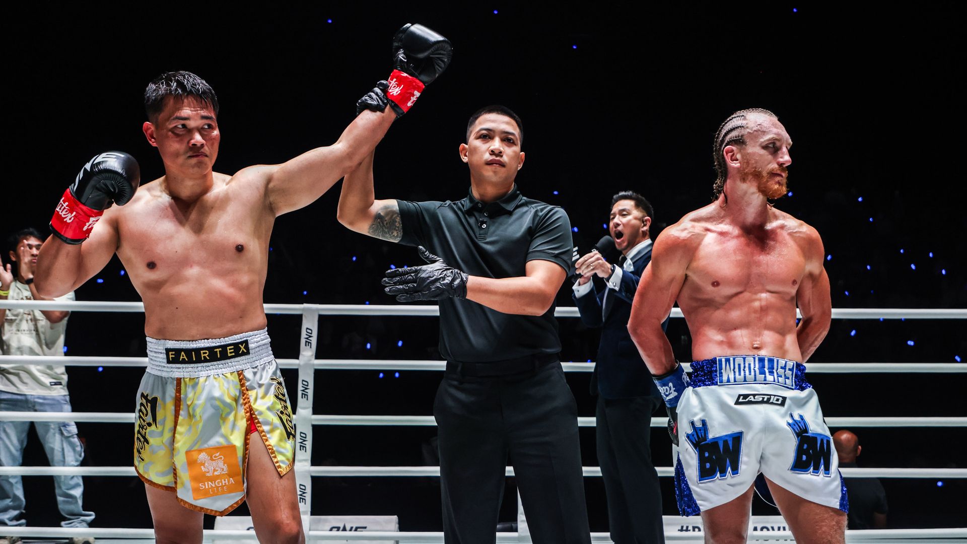 Woolliss beaten by Petchfergus at ONE Fight Night 43