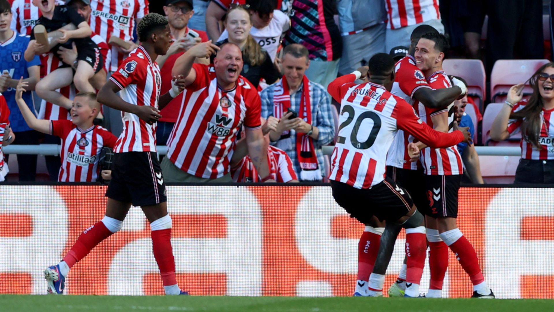 Sunderland earn Europa League spot at Chelsea's expense with final day victory
