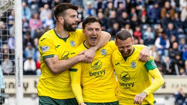 Hibernian's Josh Campbell (centre) celebrates scoring to make it 1-0 against Falkirk