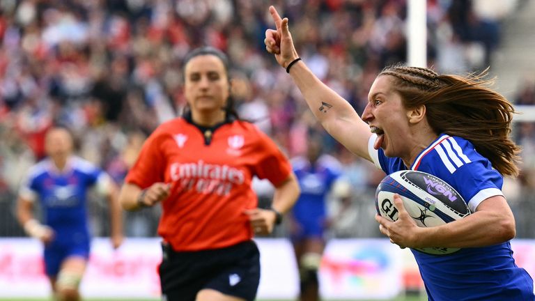 France scrum-half Pauline Bourdon Sansus scored a stunning team try as they scored first