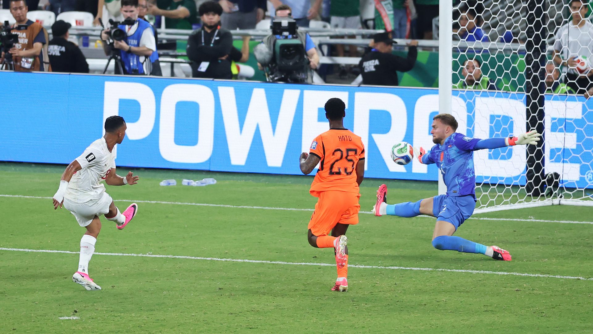 Unbelievable Verbruggen save keeps Netherlands level vs Morocco in extra time LIVE!