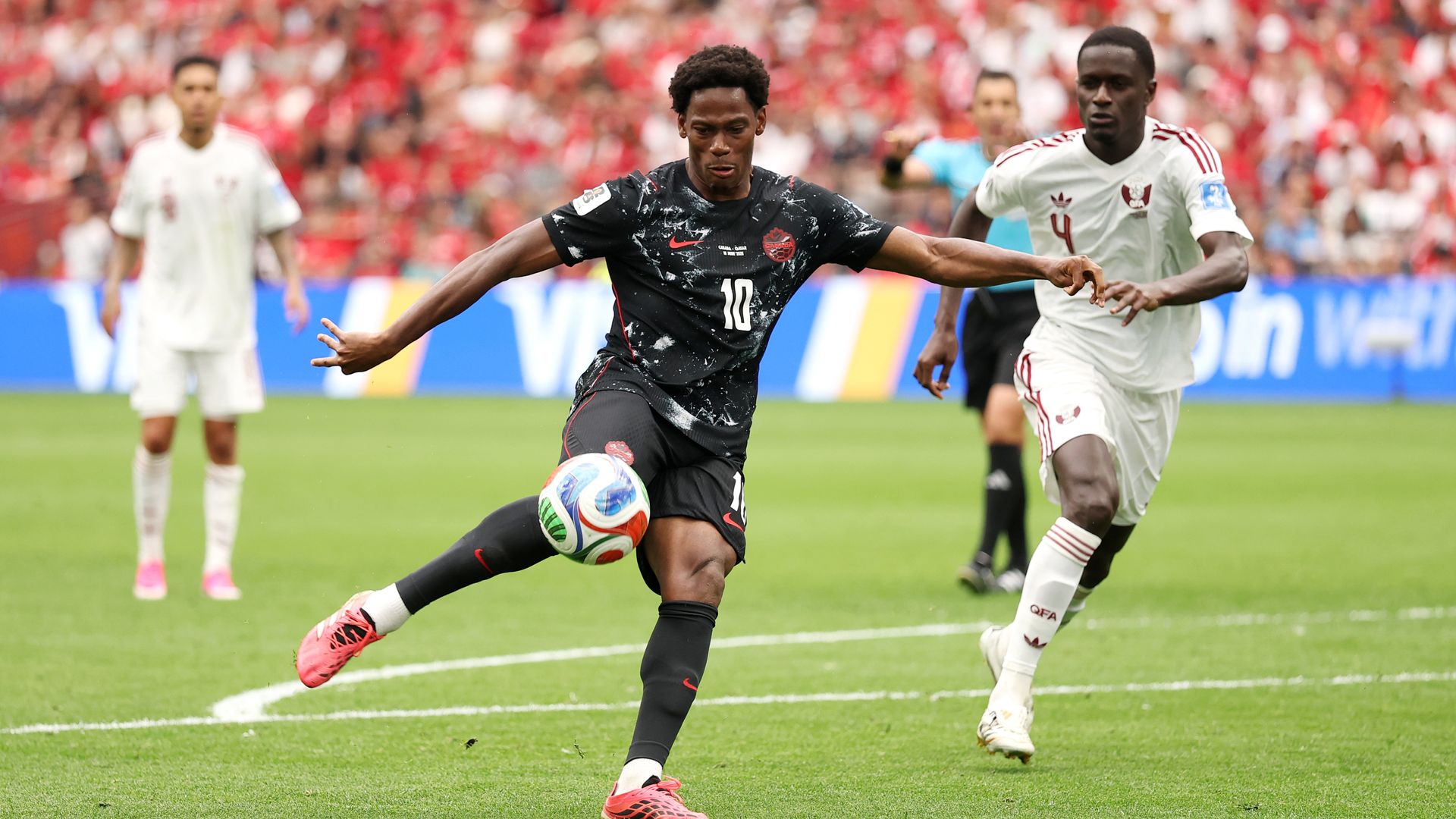 Canada in dreamland as they go 3-0 up vs 10-man Qatar LIVE!