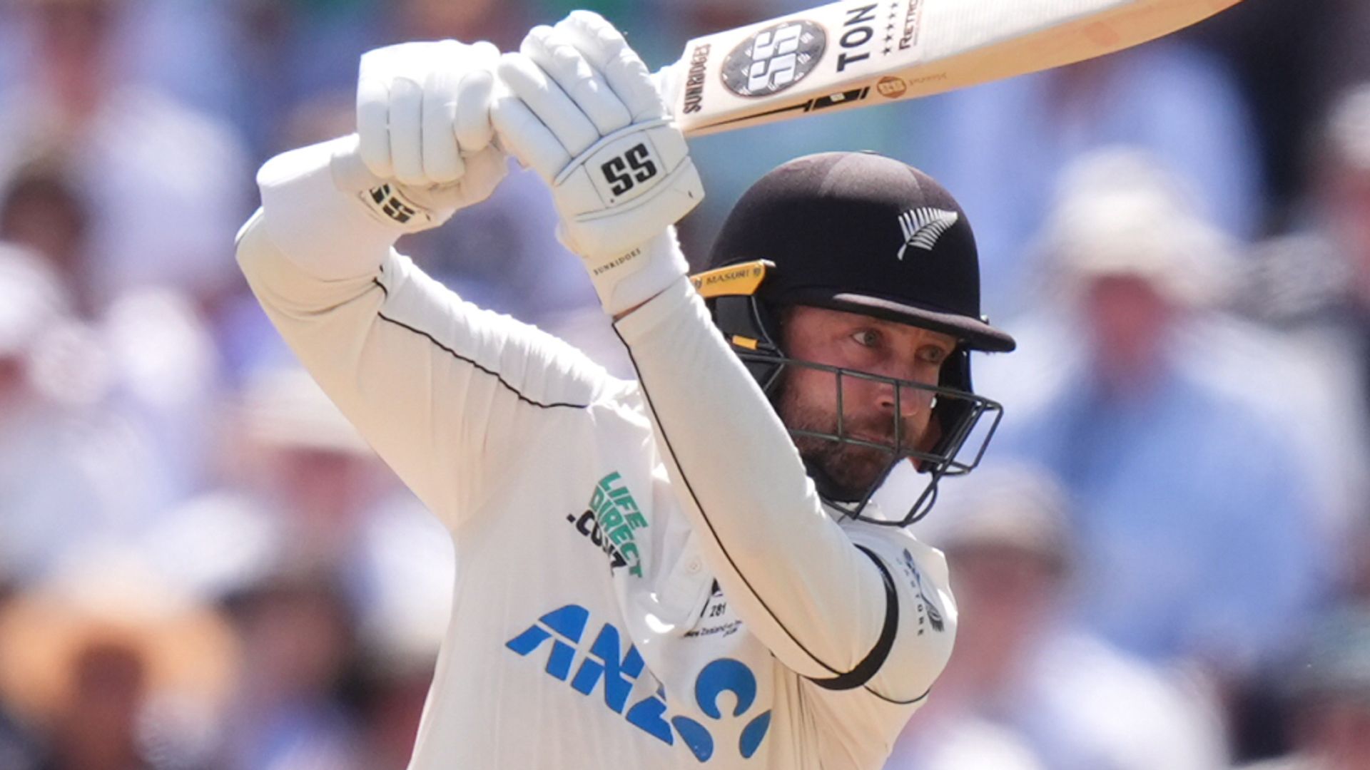 New Zealand make strong start with bat in third Test vs England LIVE!