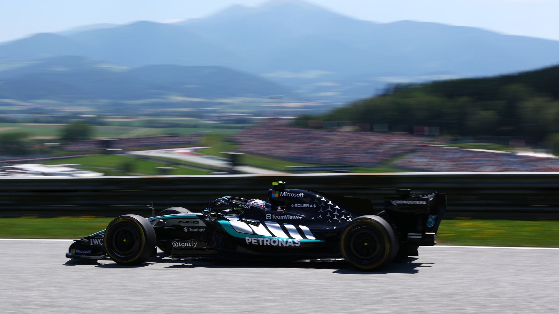 Austrian GP: Antonelli fastest with Hamilton off pace in first practice LIVE!