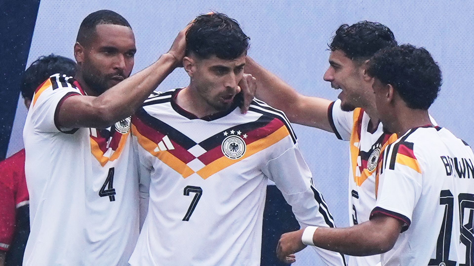 World Cup latest: Havertz stars in warm-up but will Messi, Neymar be fit?