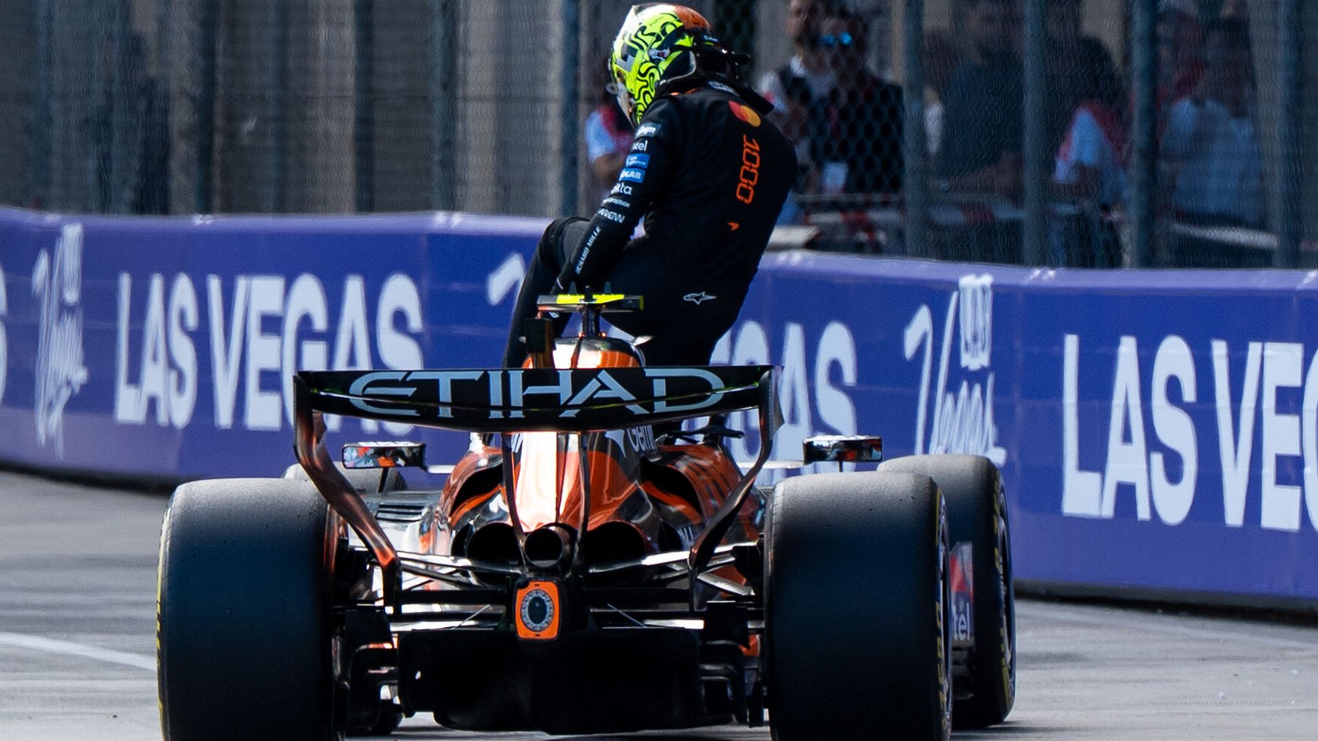 McLaren handed big fine after Norris car stoppage