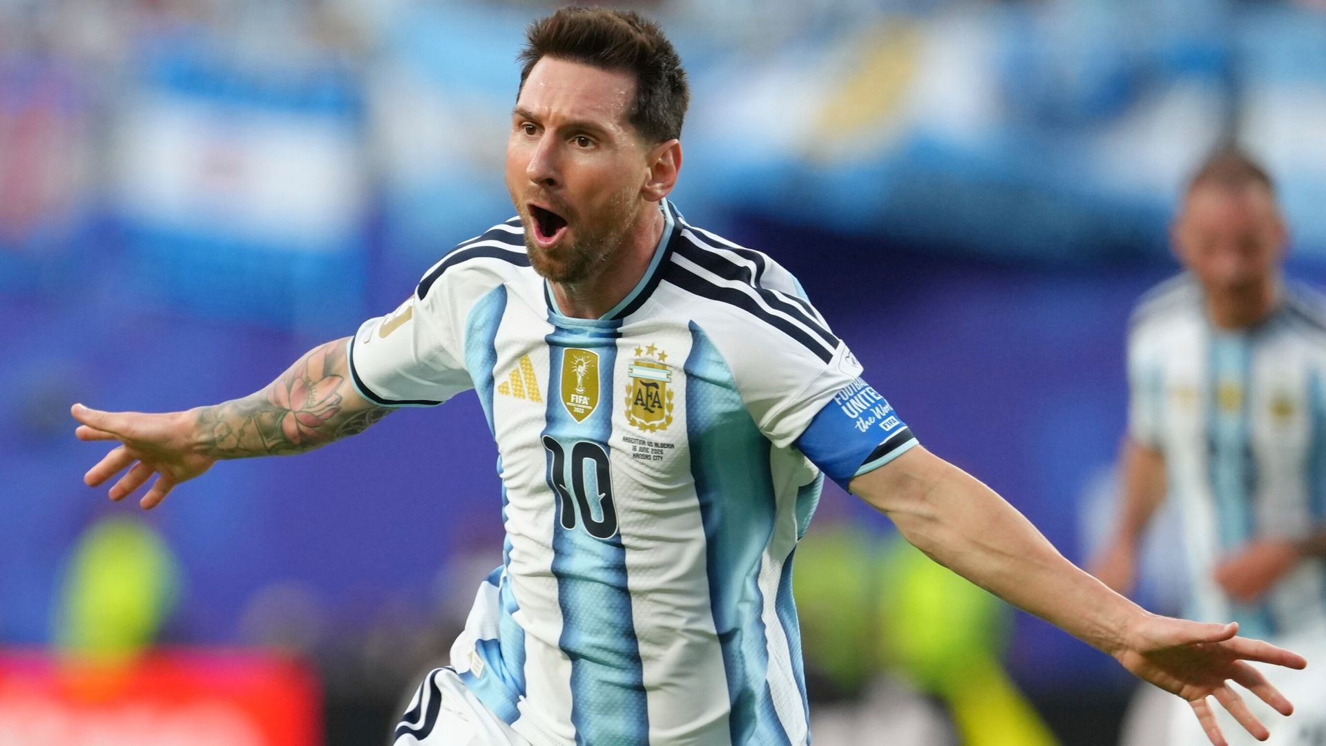 Messi scores stunner to give Argentina lead over Algeria LIVE!