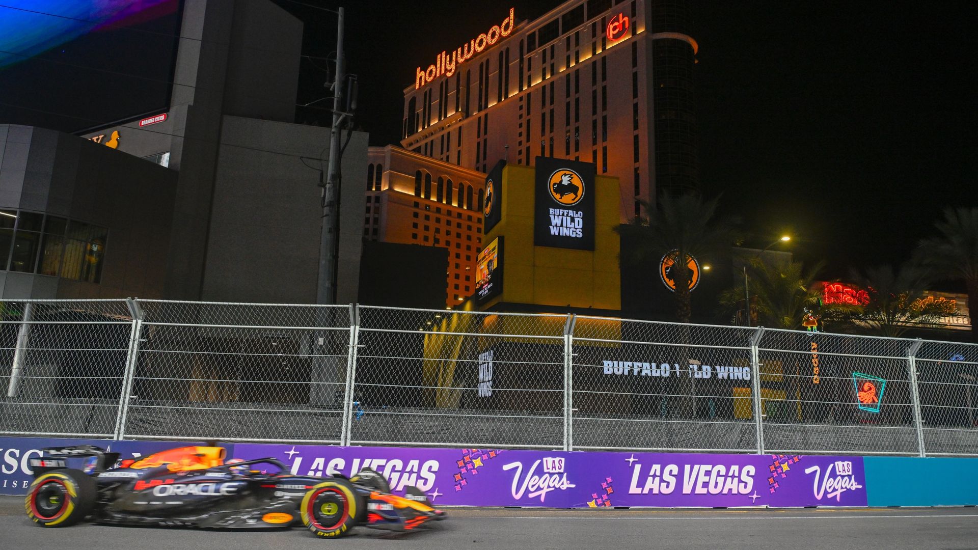 F1 to race in Las Vegas until 2037