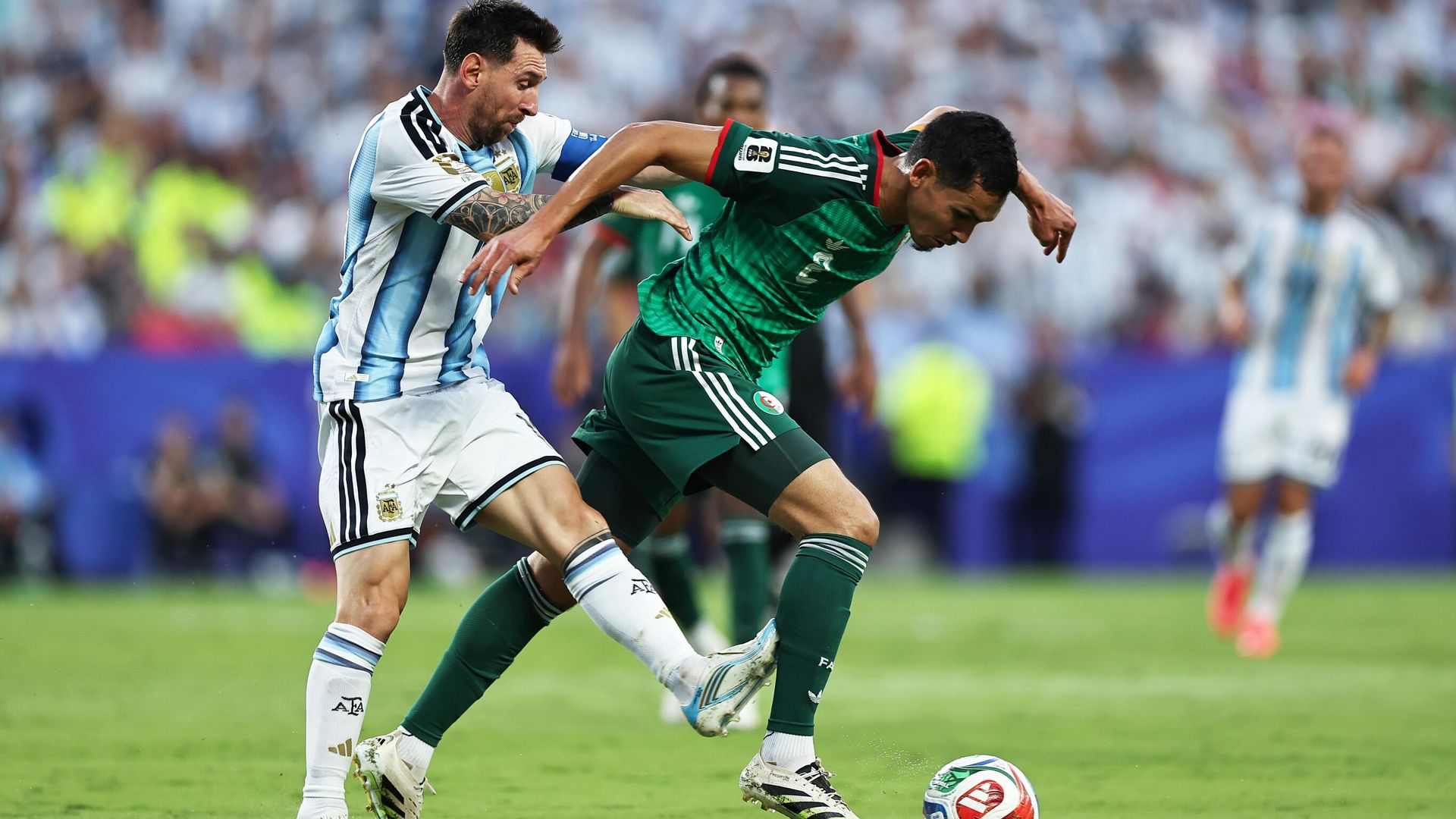 Argentina vs Algeria: Should Messi have been sent off? VOTE!