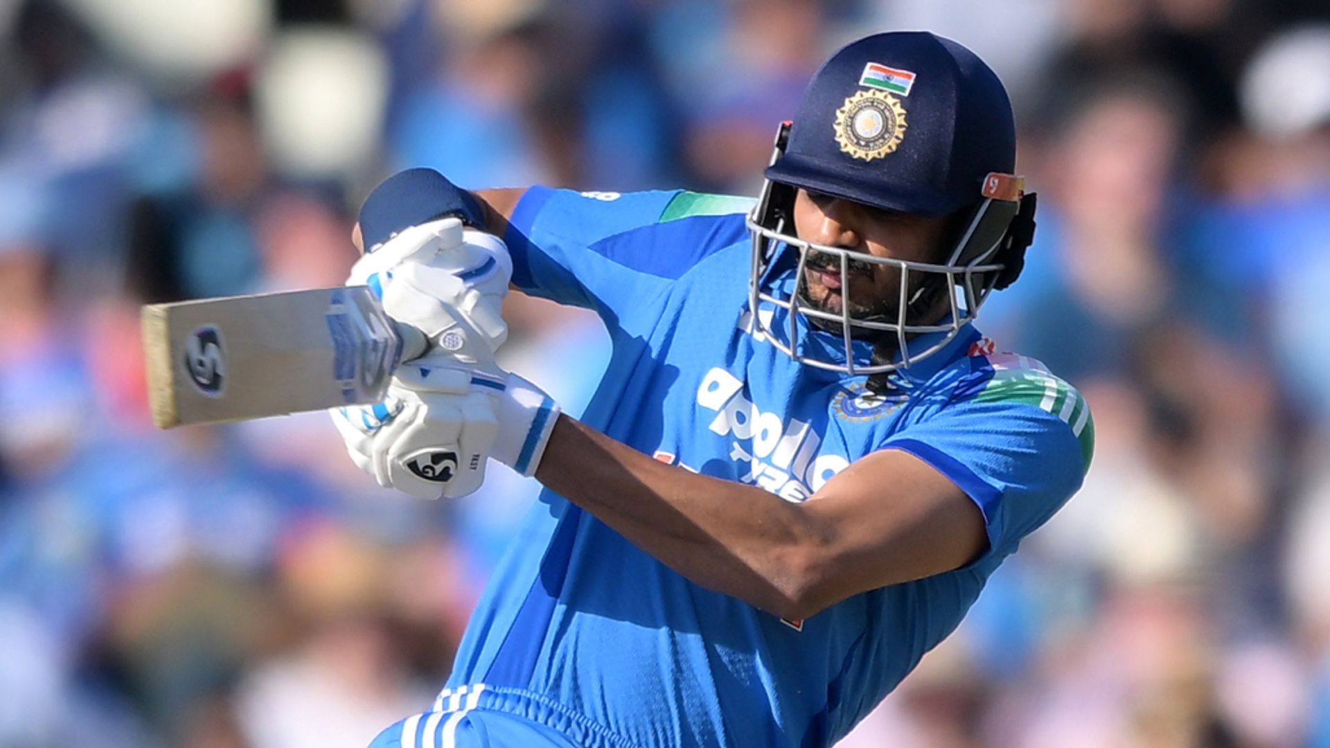 India closing in on series-opening ODI victory vs England at Edgbaston LIVE!