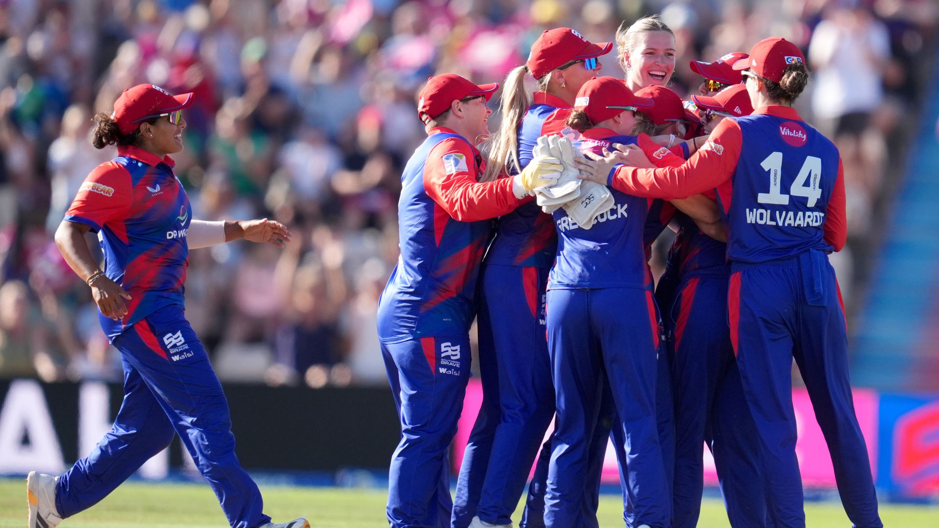 Brave edge MI London by one run in thriller