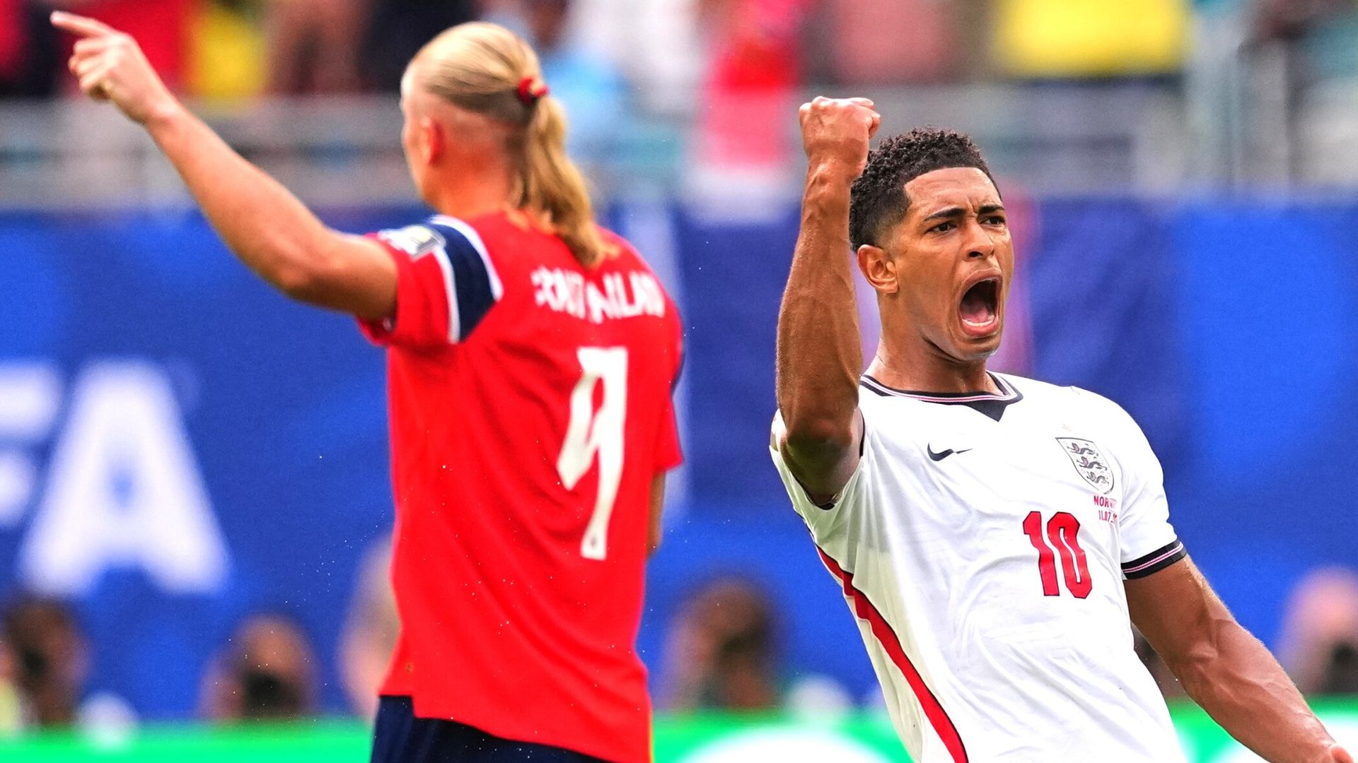 Bellingham to the rescue! England level with Norway LIVE!