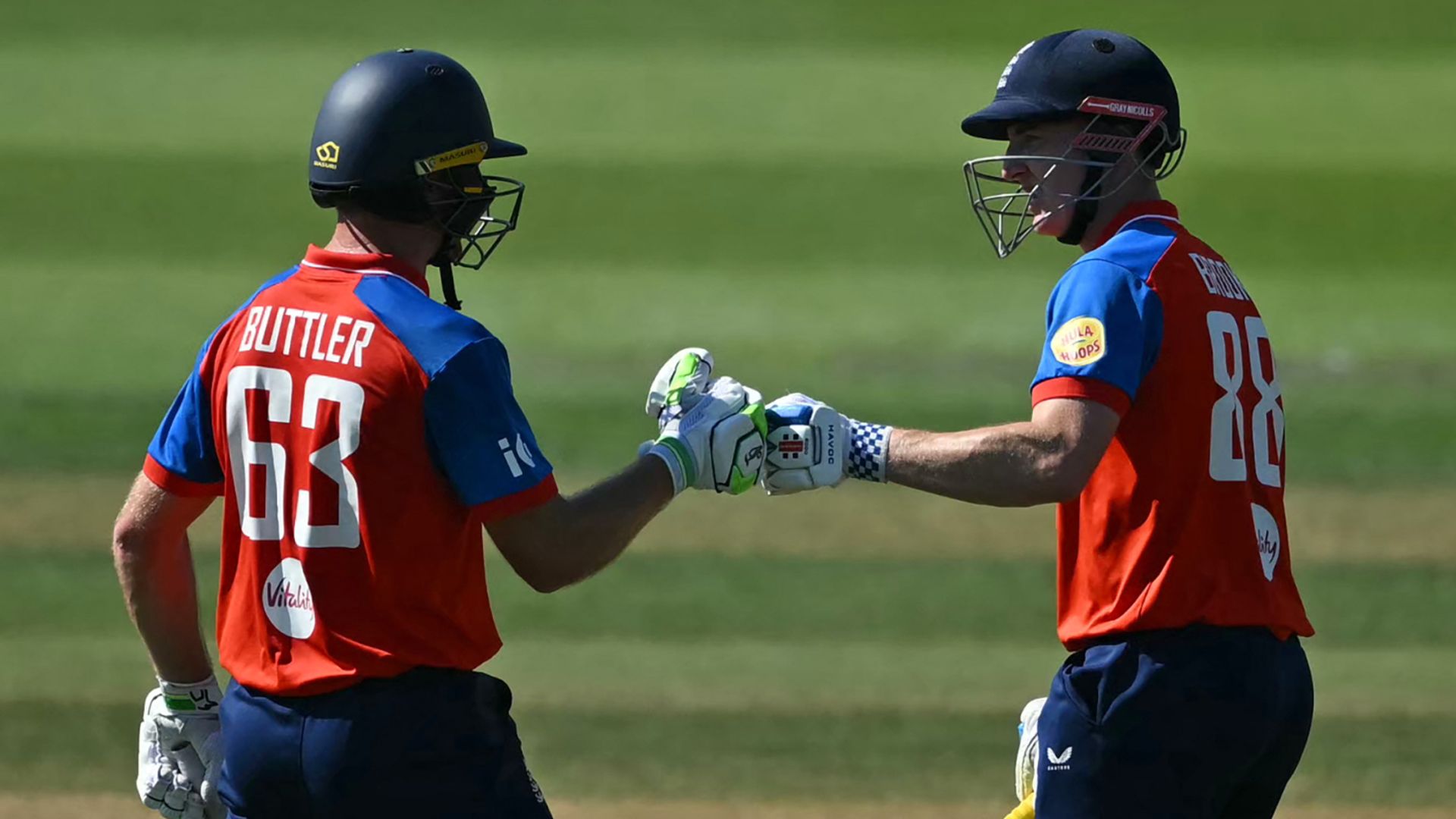 Buttler century in record partnership with big-hitting Brook vs India LIVE!
