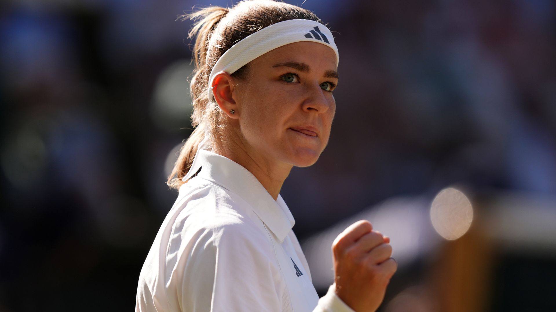 Wimbledon LIVE! Muchova saves five Championship points to level against Noskova