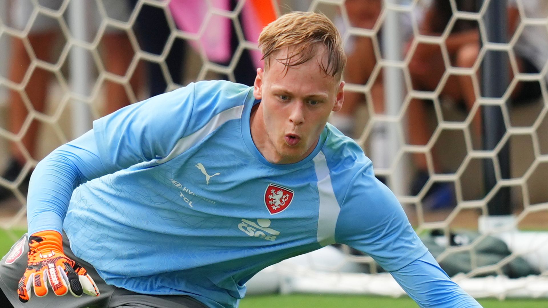 Newcastle latest: Hornicek to be first-choice goalkeeper after £25.7m deal agreed