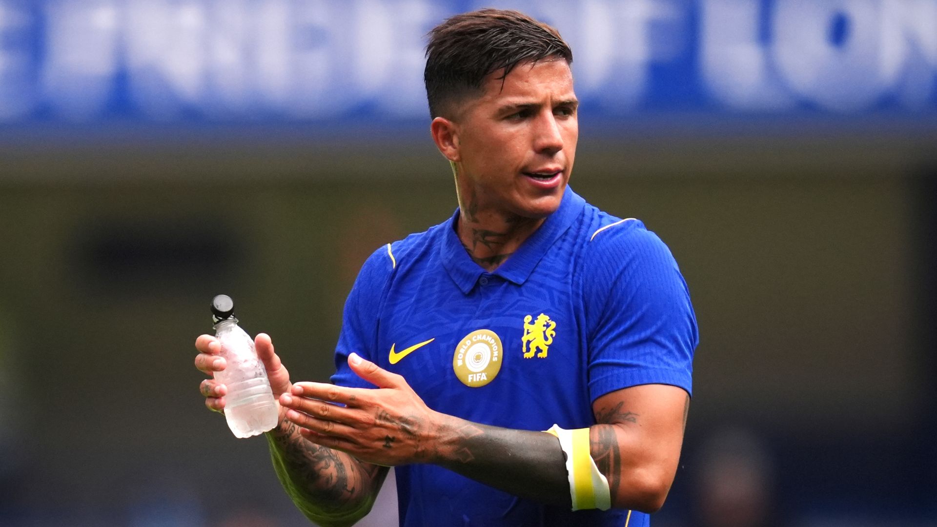 Enzo Fernandez's mixed reception as clues emerge from Alonso's Chelsea