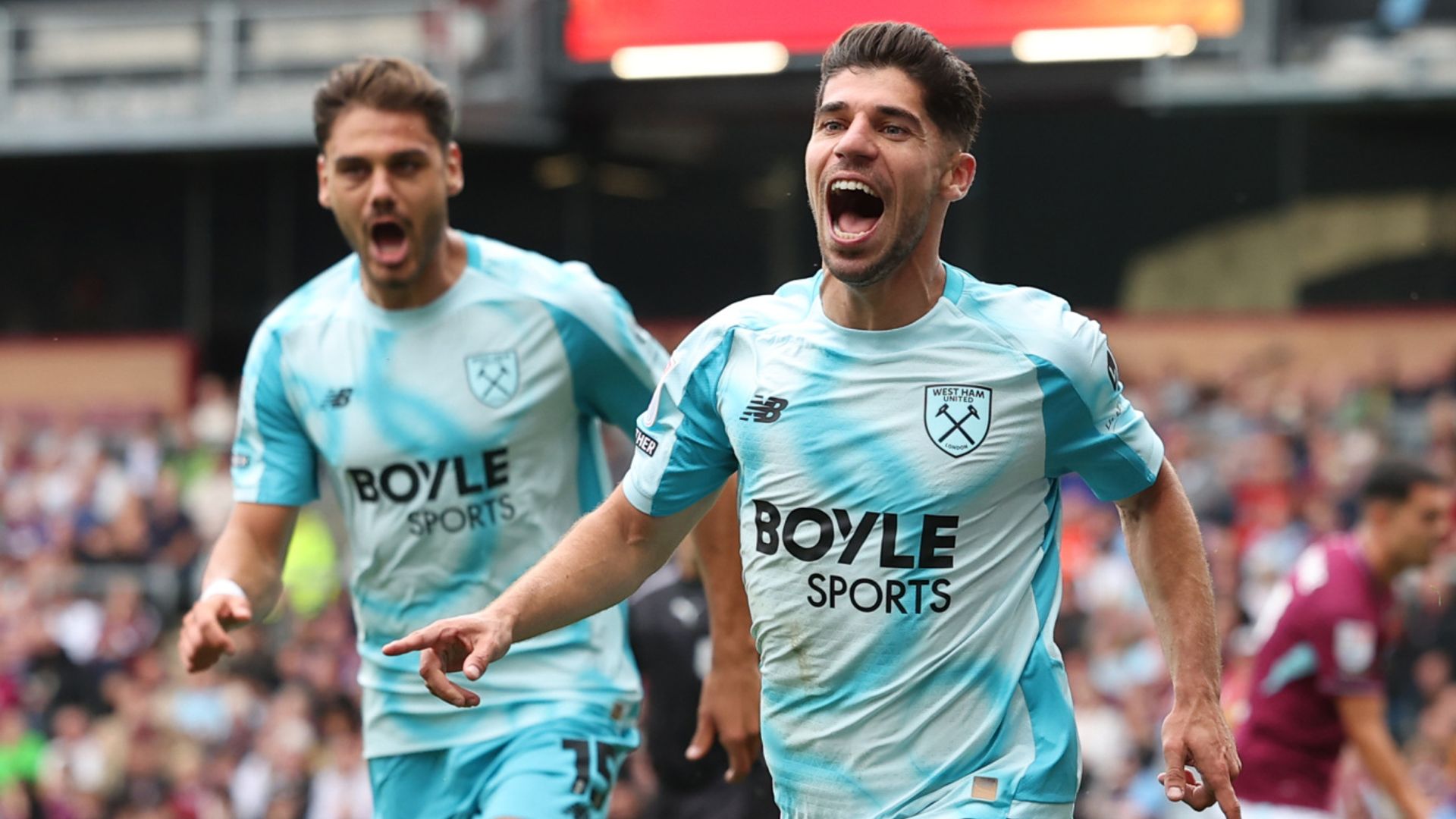 West Ham double their lead at Burnley LIVE!