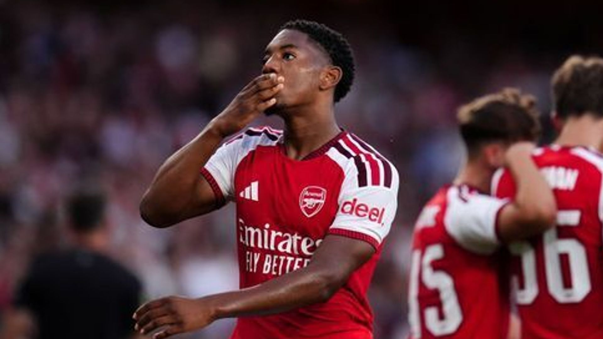 Lewis-Skelly puts Arsenal in front against Como LIVE!