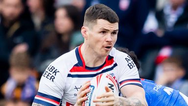 Picture by Allan McKenzie/SWpix.com - 02/11/2024 - Rugby League - ABK Beer Test Series - England v Samoa - AMT Headingley, Leeds, England - England's John Bateman in action against Samoa.