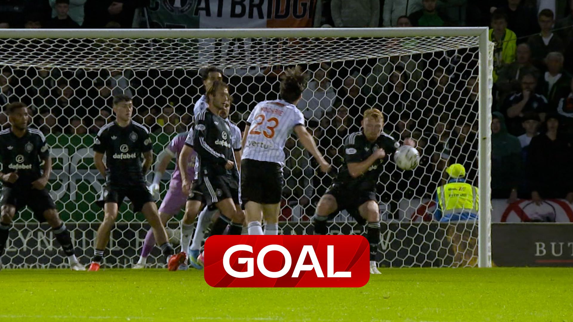 St Mirren open scoring after handball MAYHEM!