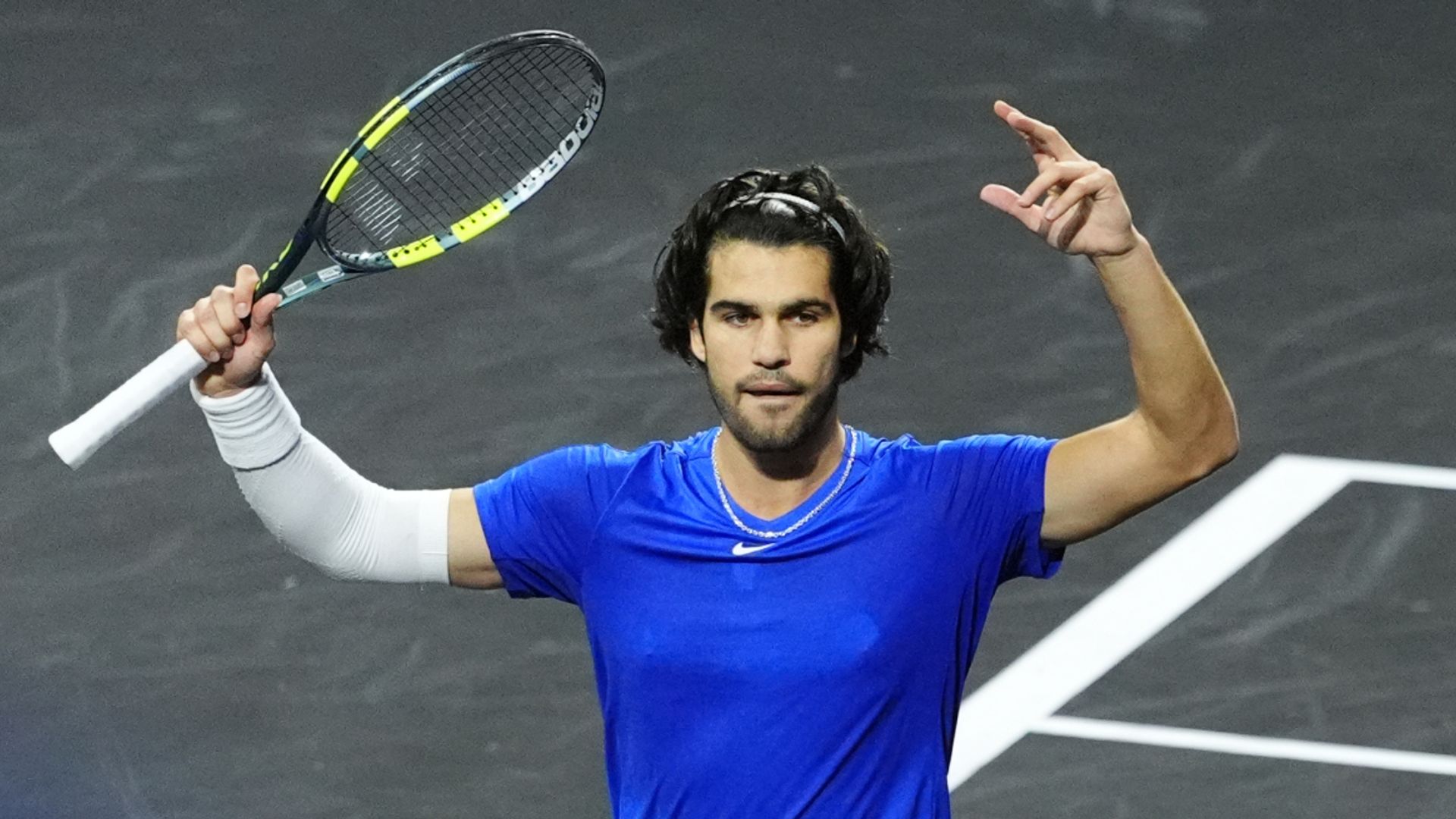 Alcaraz beats Fritz in thriller as Team Europe lead Laver Cup