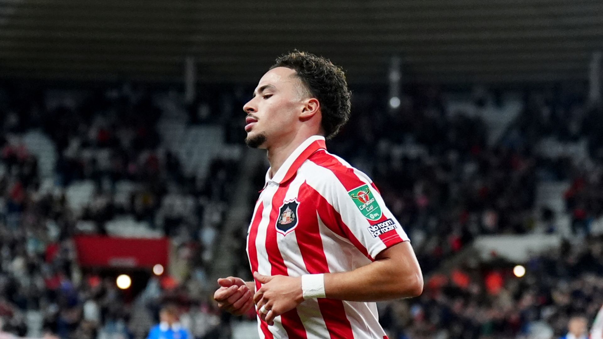 Delightful Talbi dink sees Sunderland past Hull