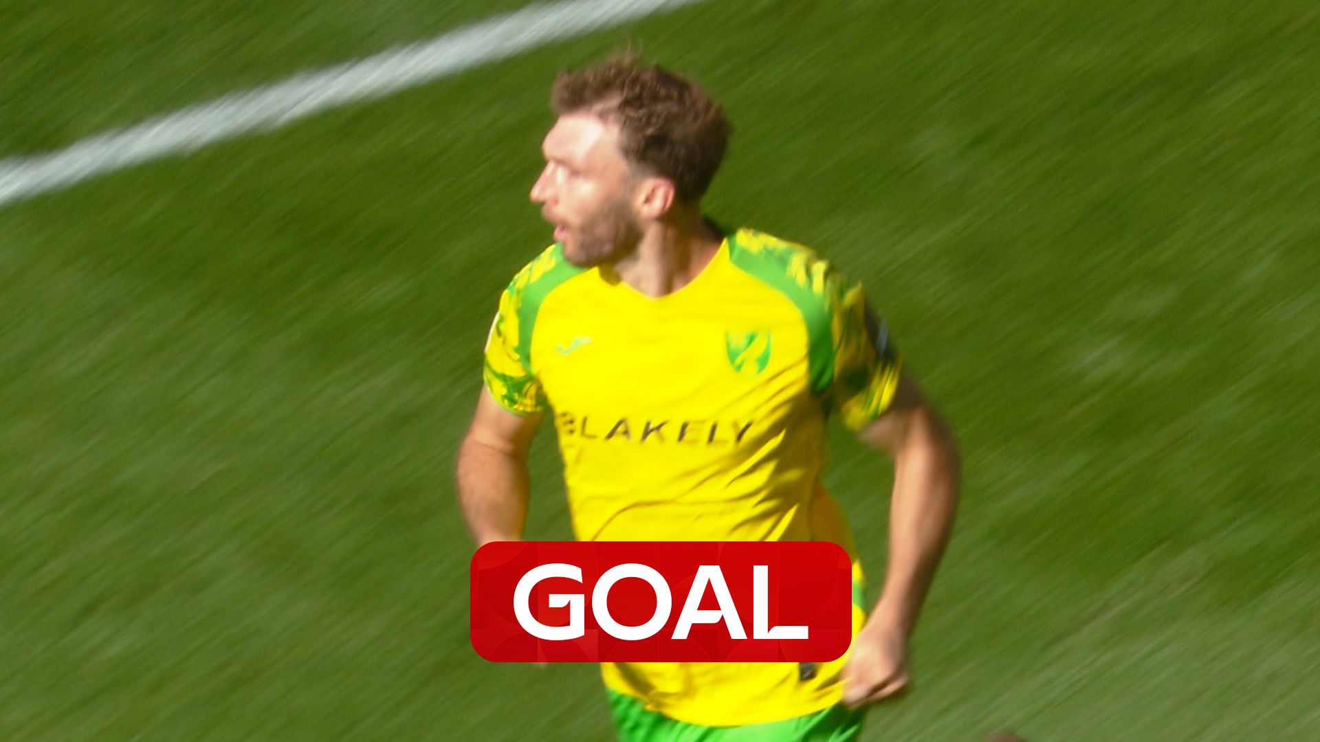 'Norwich is the place for GOALS!' | Stacey finds the top corner