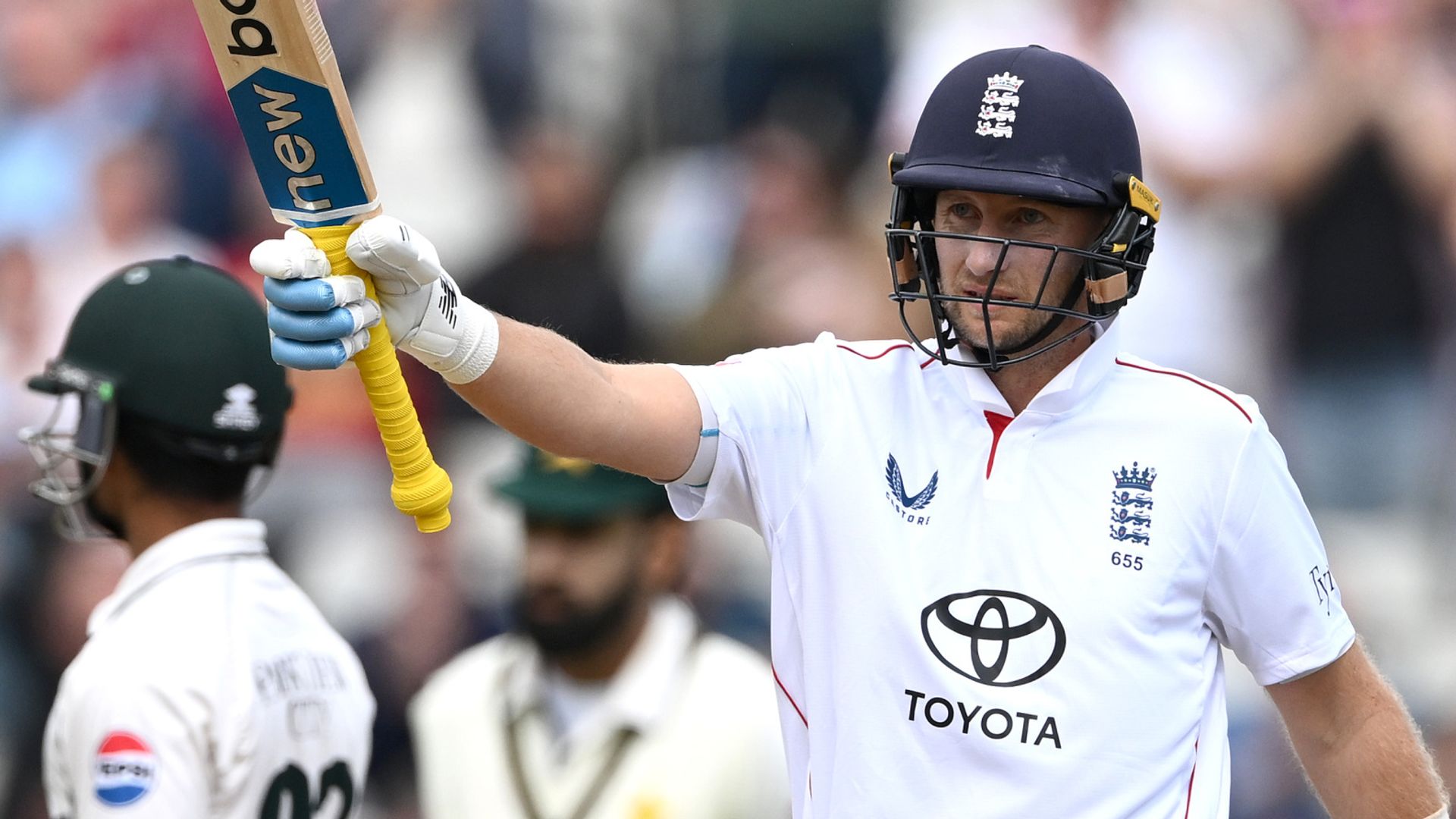 England clinch series sweep with eight wicket win over Pakistan LIVE!