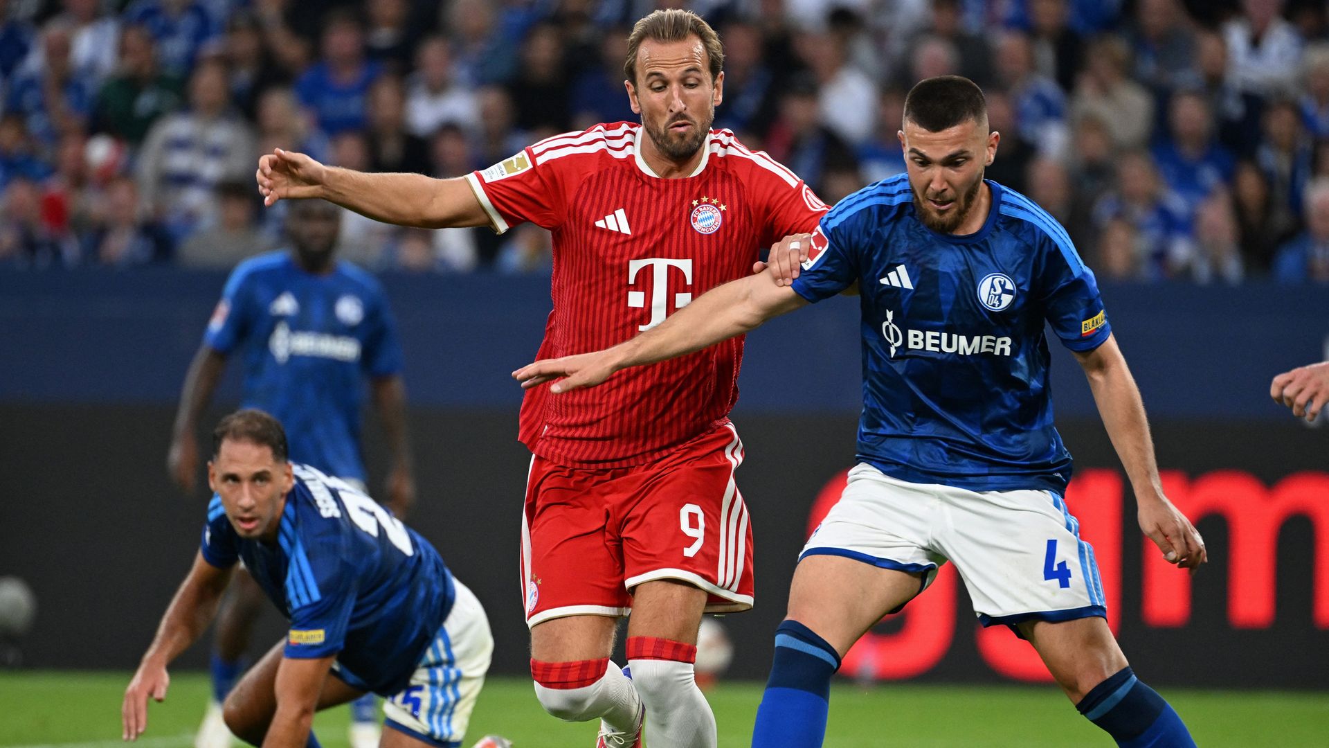 ヨーロッパのサッカーのニュースと移籍: バルセロナ、レアル マドリード、PSG、バイエルン ミュンヘンの最新情報など
