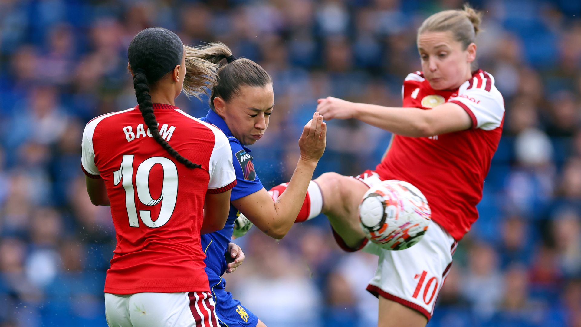 WSL: Chelsea vs Arsenal LIVE!