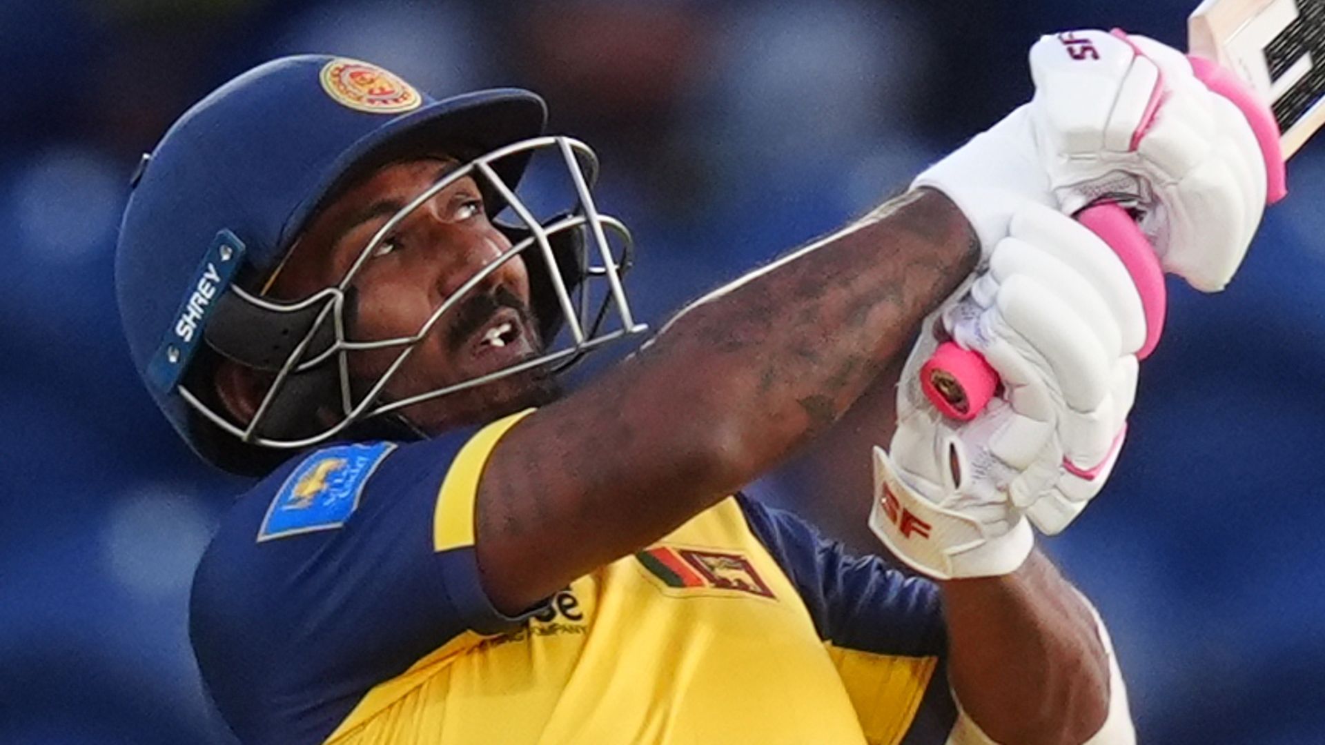 Sri Lanka lose two in two balls after quick start vs England in second T20 LIVE!
