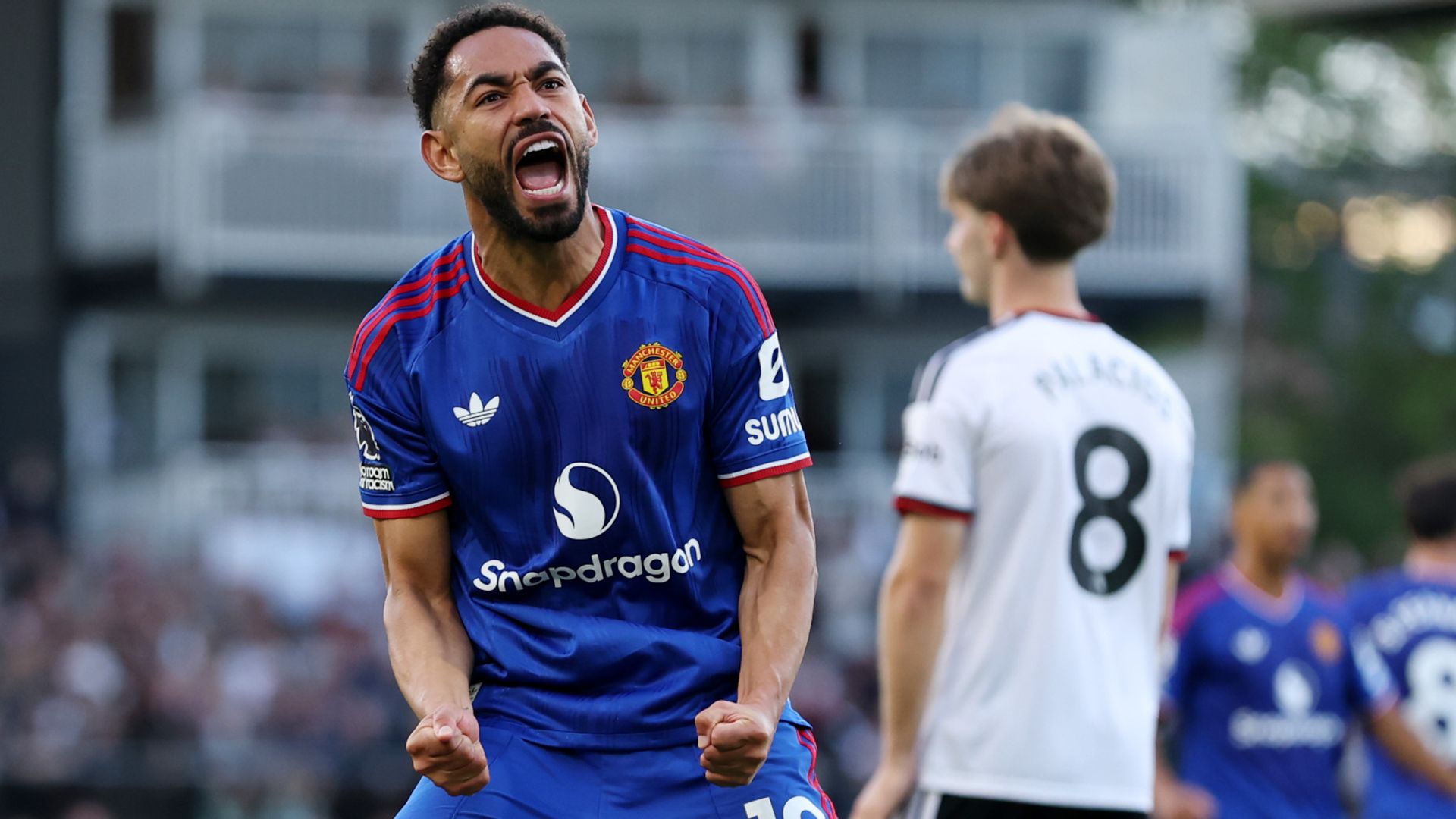 Man Utd level late on at Fulham after HORROR Martinez OG LIVE!