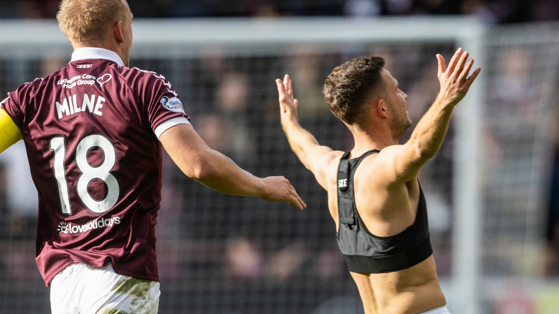 Kerjota scores dramatic added-time winner as Hearts beat Dundee